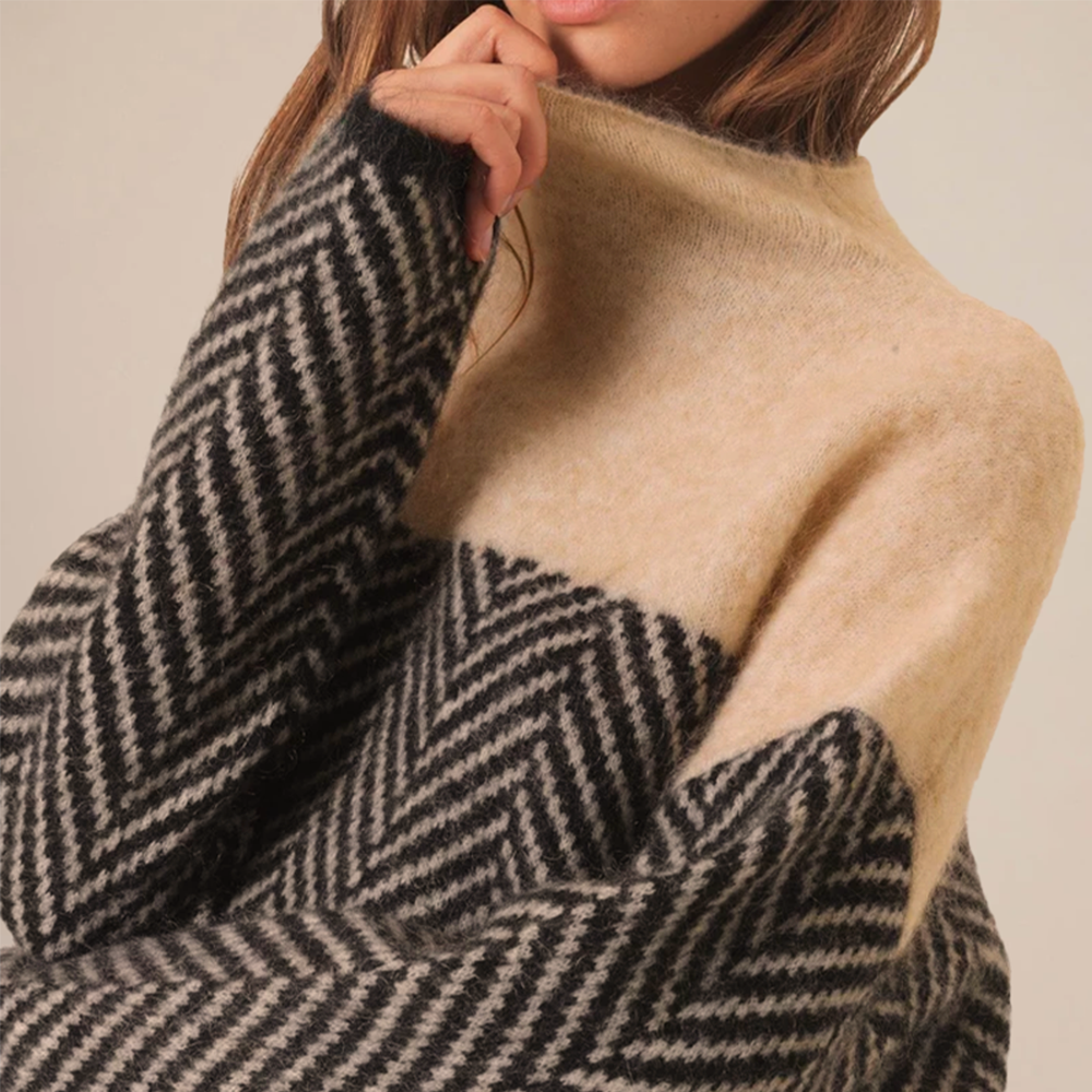 Ella | Premium turtleneck made from fine knitwear